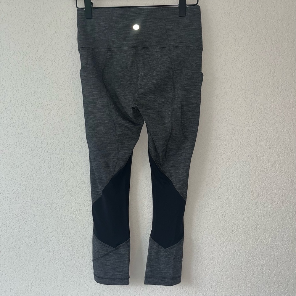 Lululemon Pace Rival High-Rise Cropped Grey Leggings 22” - Picture 4 of 5
